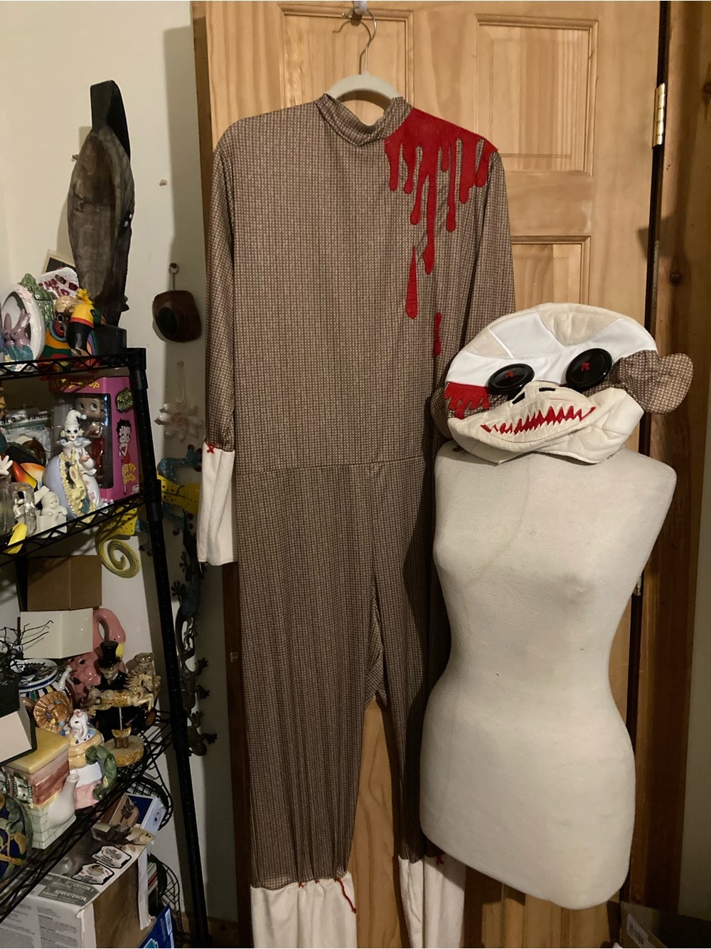 Disguise adult cosplay/costume of zombie sock monkey